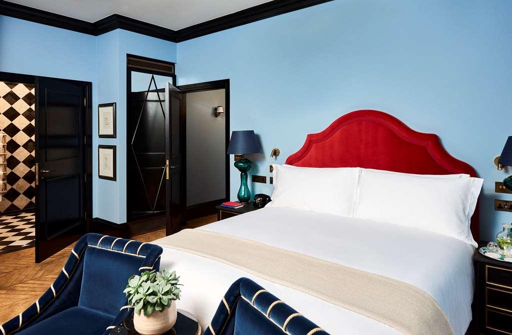 The Twenty Two Hotel London Room photo