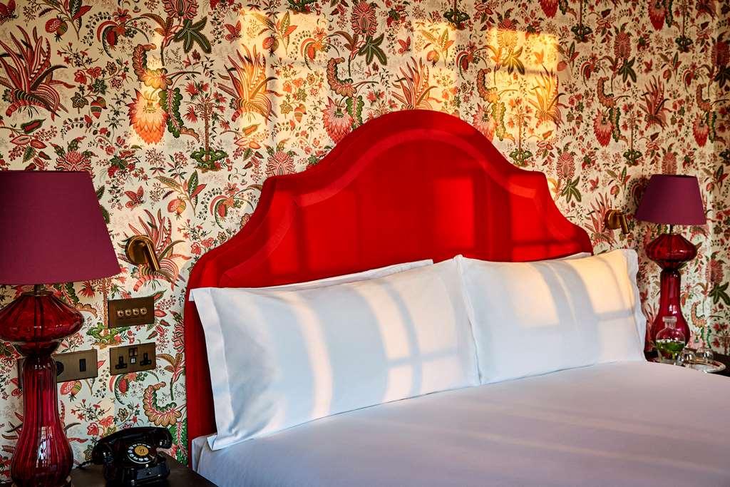 The Twenty Two Hotel London Room photo
